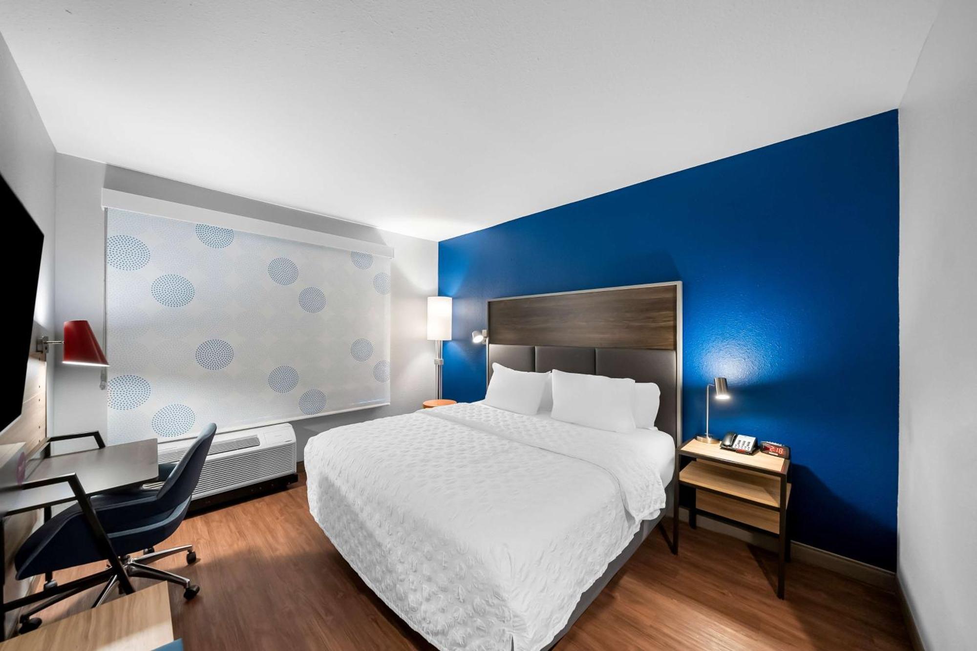 Отель Tru By Hilton Plano Hwy 75 Экстерьер фото