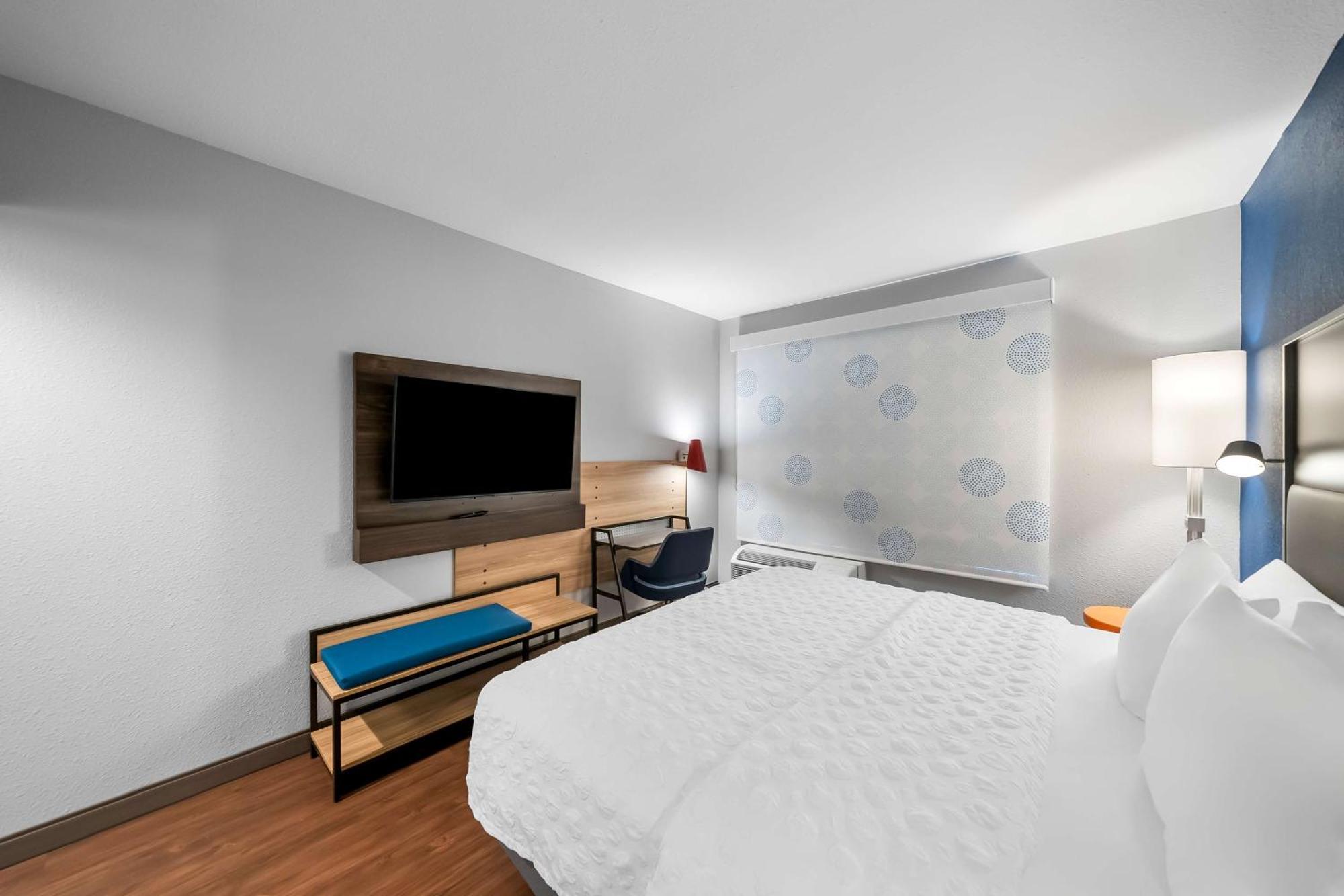 Отель Tru By Hilton Plano Hwy 75 Экстерьер фото