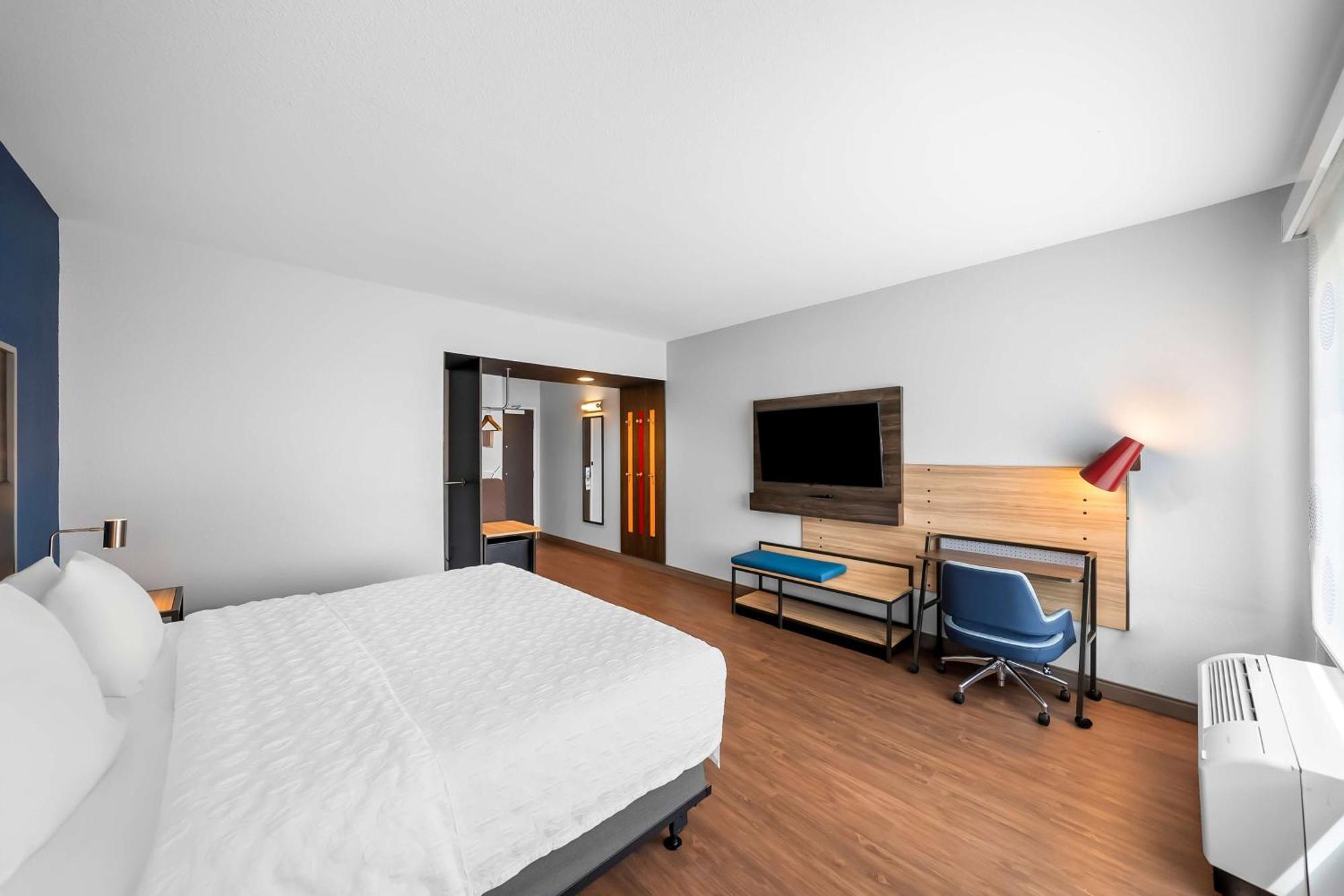Отель Tru By Hilton Plano Hwy 75 Экстерьер фото